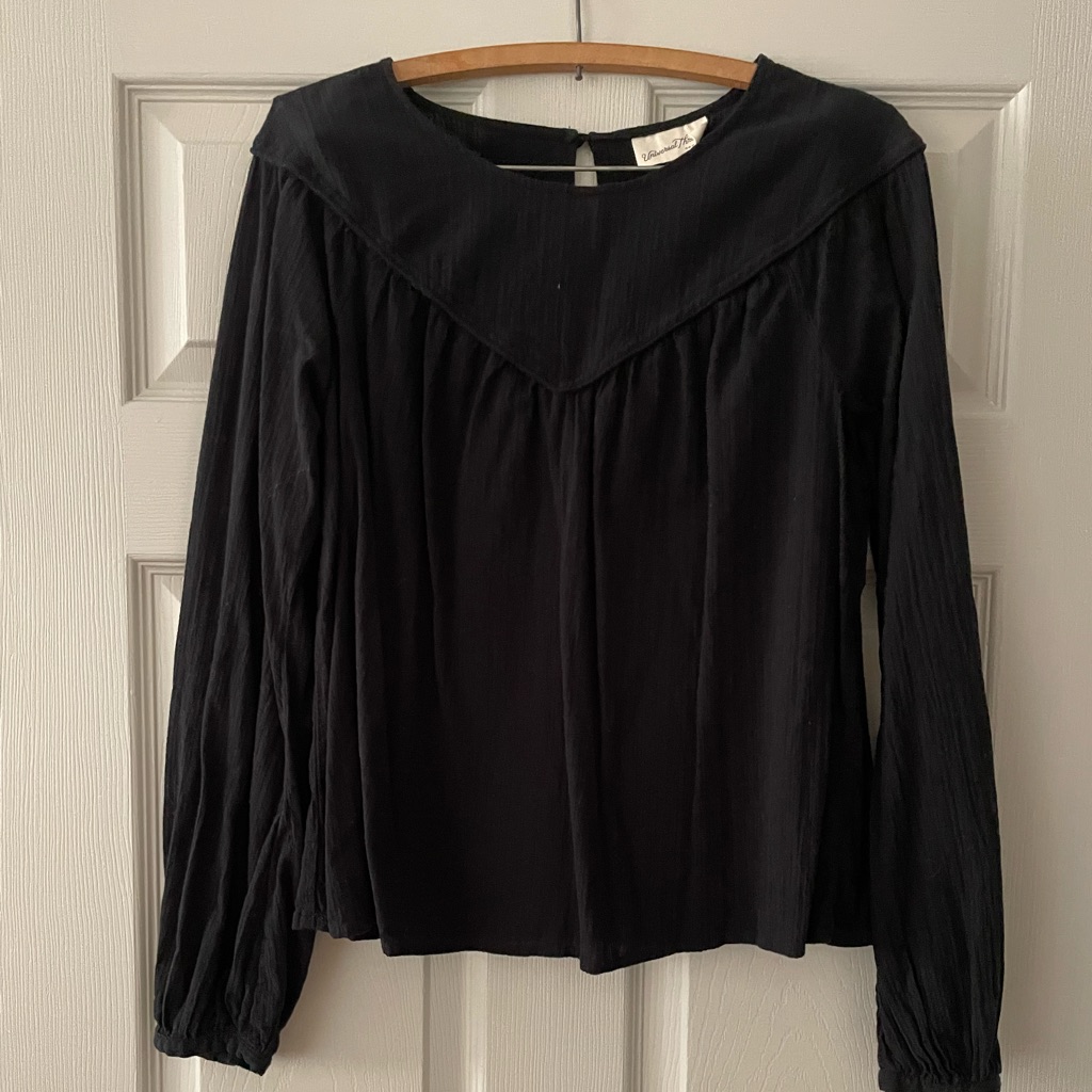 Universal Thread Black Blouse